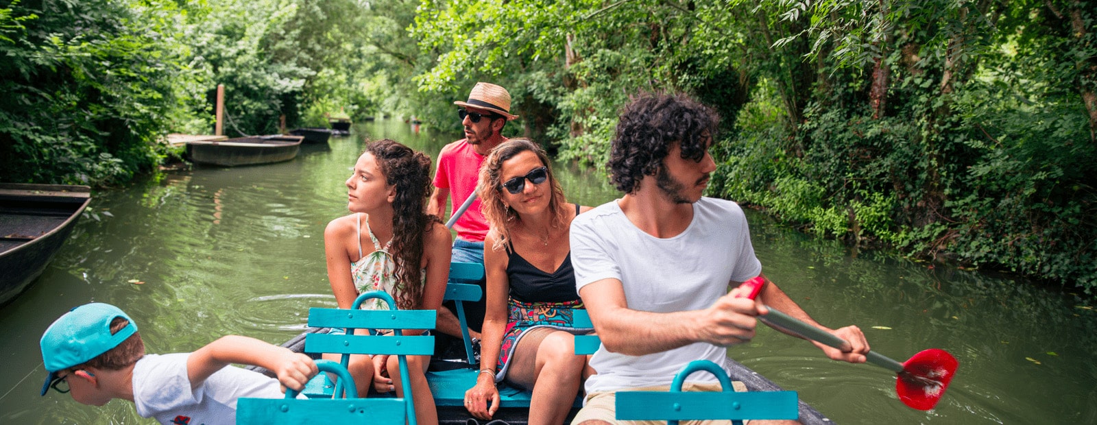 barque-venise-verte-famille