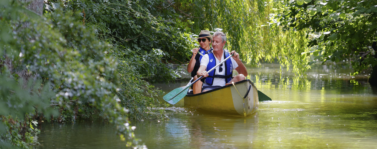 Balade en barque dans le Marais poitevin
