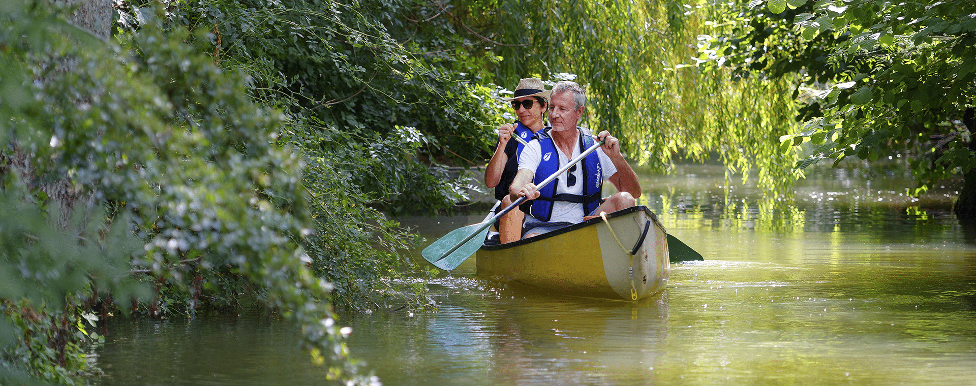 Balade en barque dans le Marais poitevin