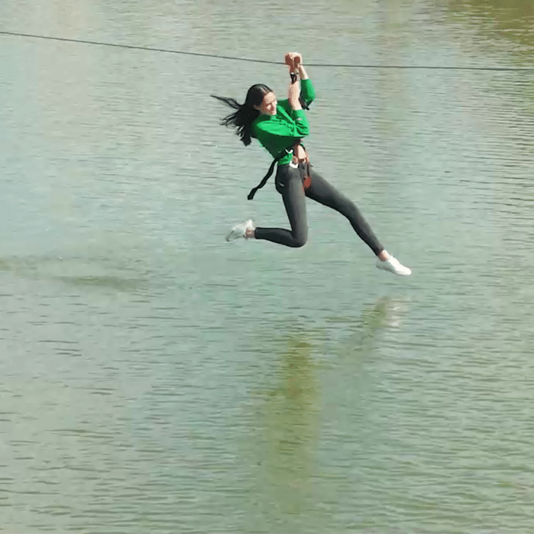 Plein de sensations en Deux-Sèvres : traversée en tyrolienne, wakeboard...