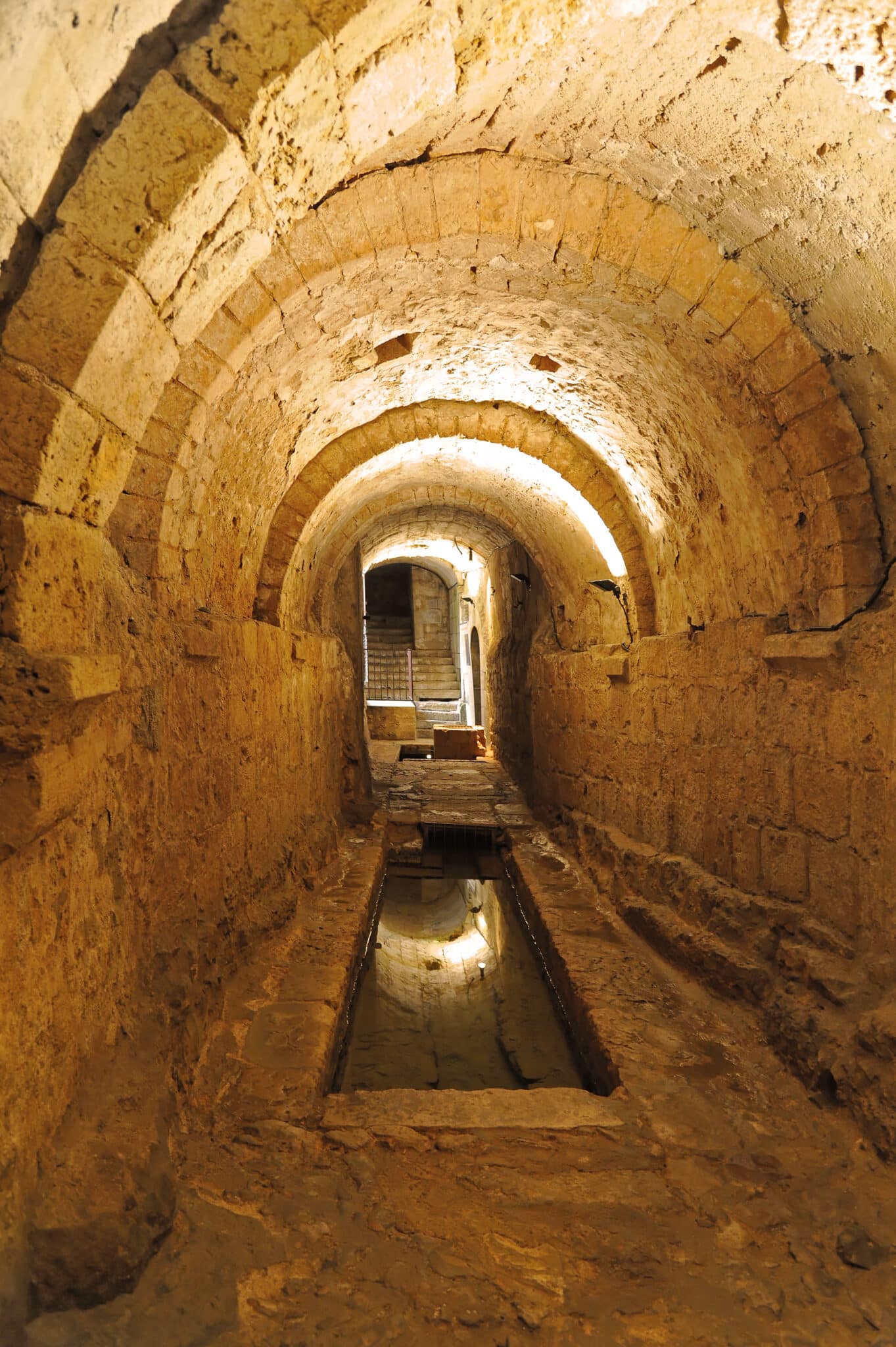 Airvault Fontaine souterraine