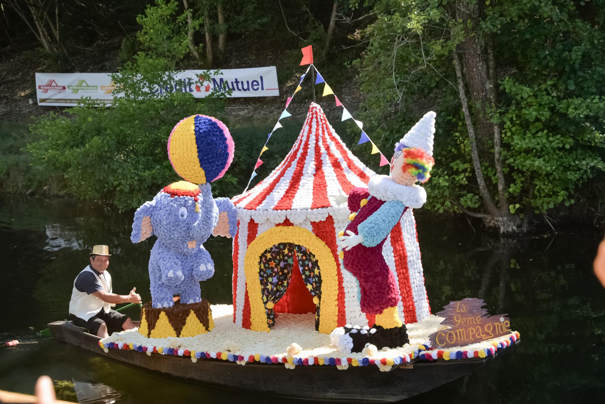 fete-des-bateaux-fleuris-saint-maxire-2